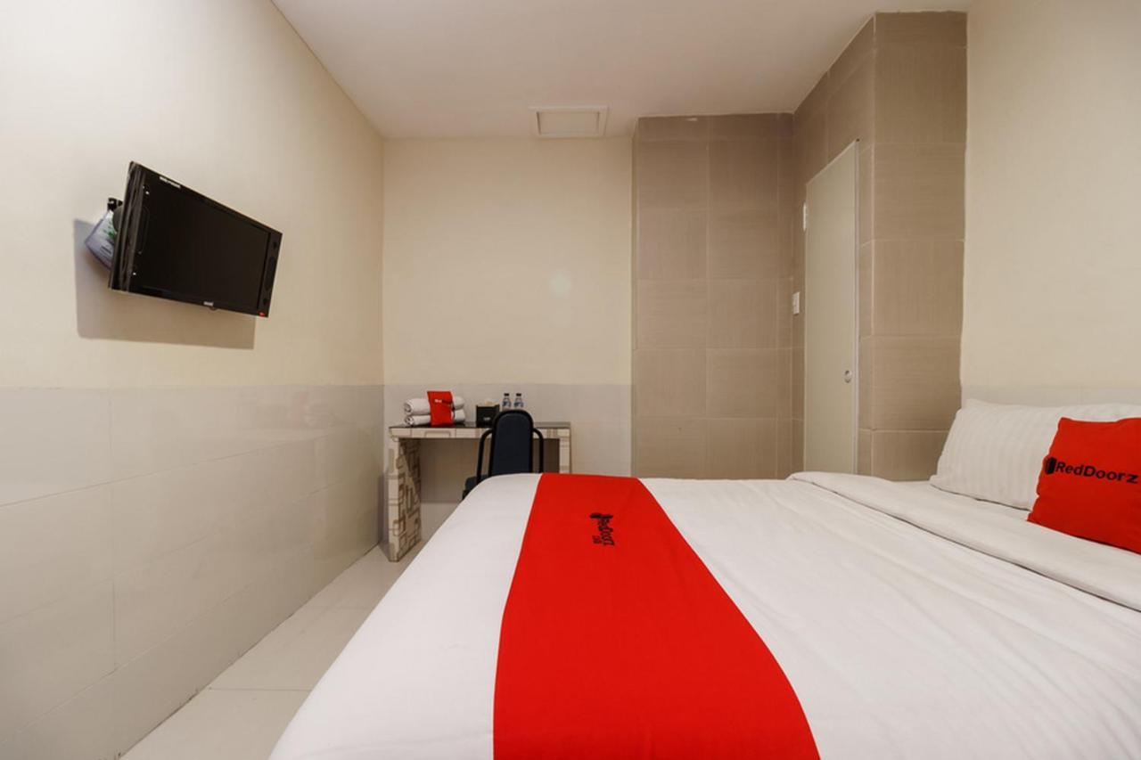 מדאן Permata Inn מראה חיצוני תמונה