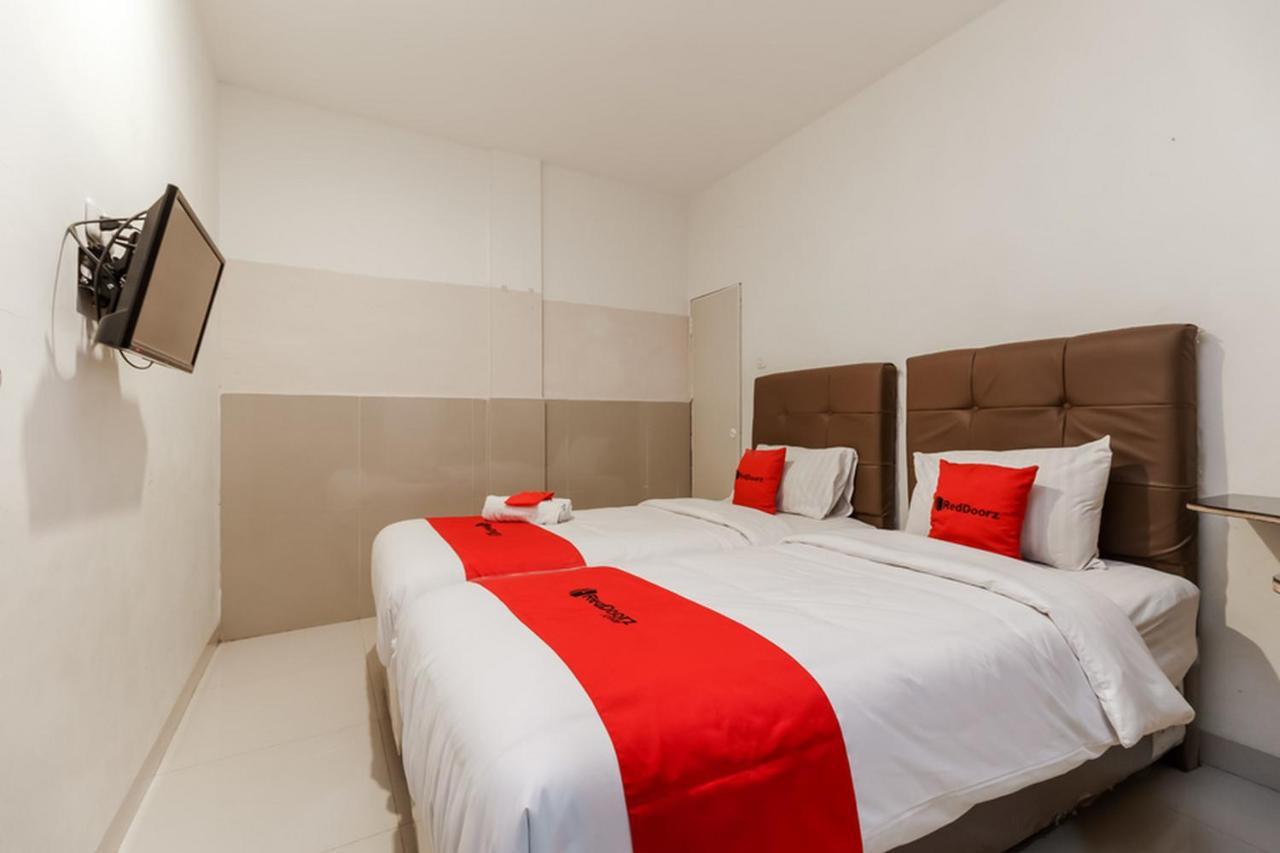 מדאן Permata Inn מראה חיצוני תמונה